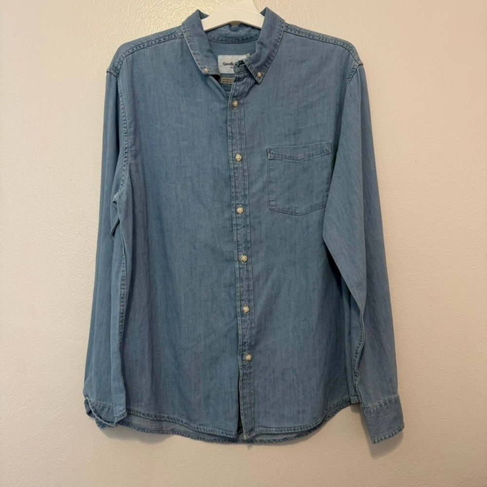 Goodfellow & Co Mens Everywear Denim Shirt Light Wash Blue Large NWT